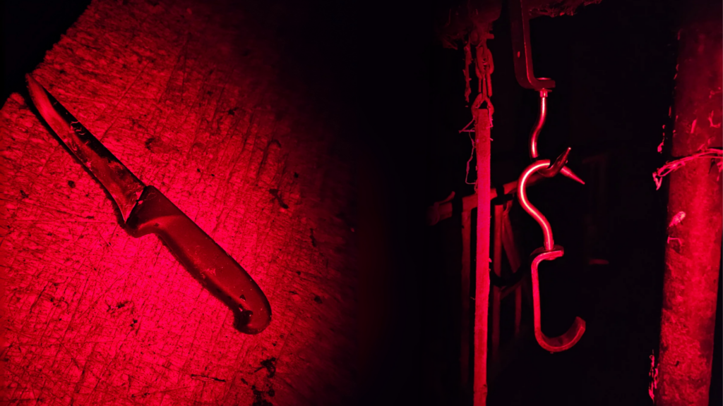 Messer Schächtung und Schlachthaken im Stall